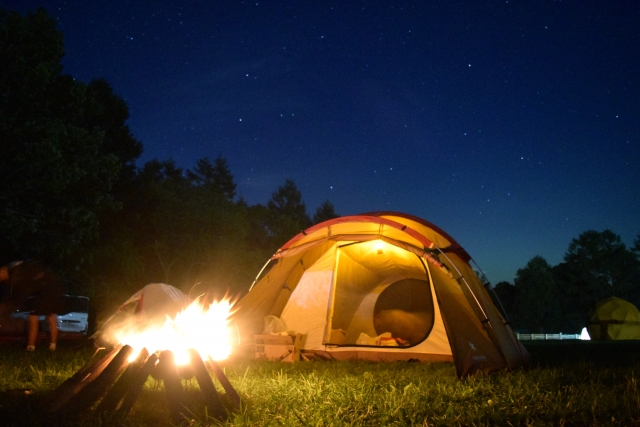 冬のキャンプの魅力と必需品！初心者向けの注意点と失敗談も紹介 | うやまリゾートのウヤリゾ日記