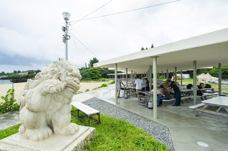 恩納村海浜公園 ナビービーチ_BBQ場